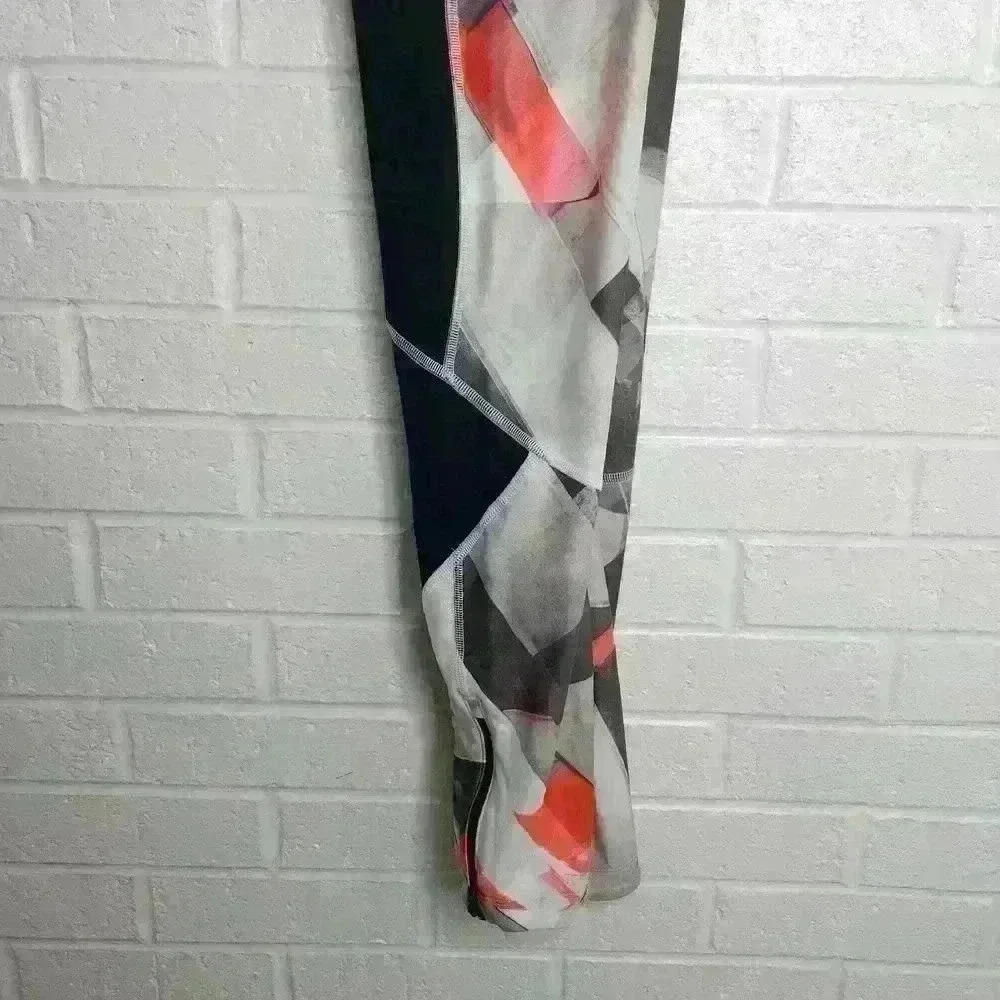 Under armour women's compression leggings geometric print size medium - Picture 6 of 14